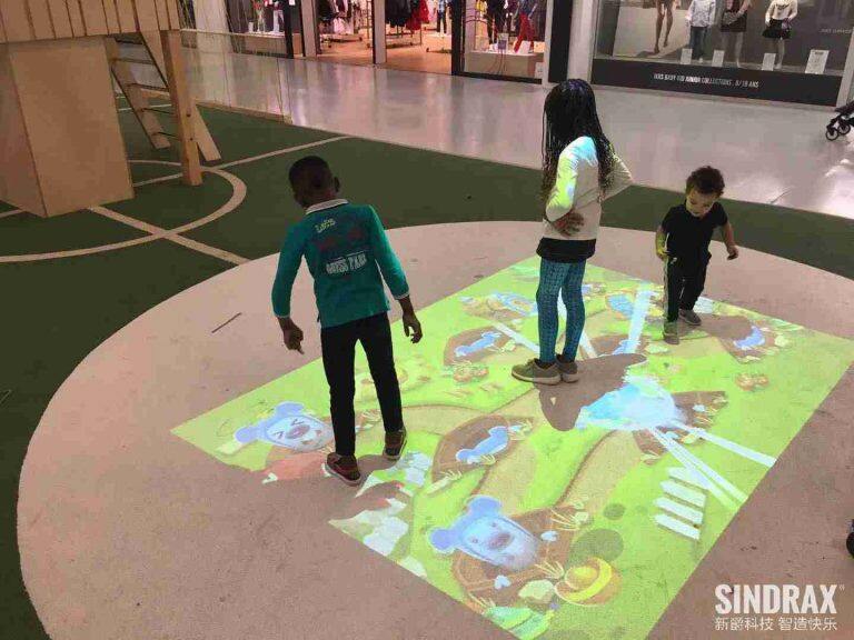Paris Shopping Mall Interactive Zone